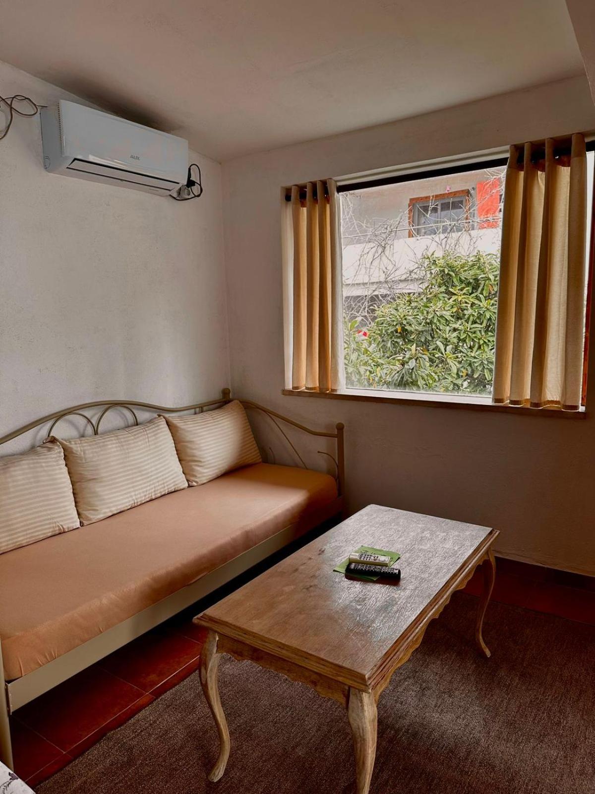 Apartments Simovic Tivat Buitenkant foto