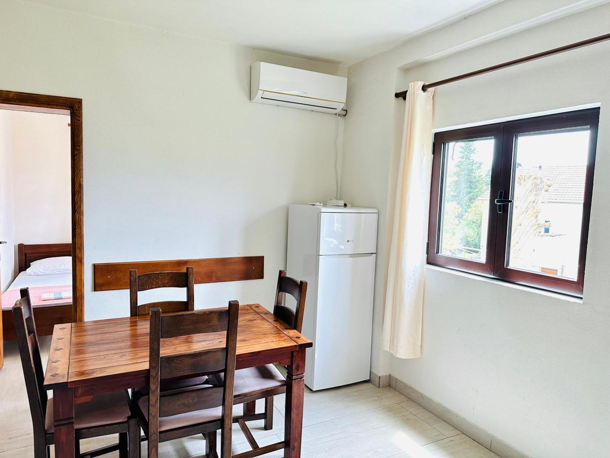 Apartments Simovic Tivat Buitenkant foto