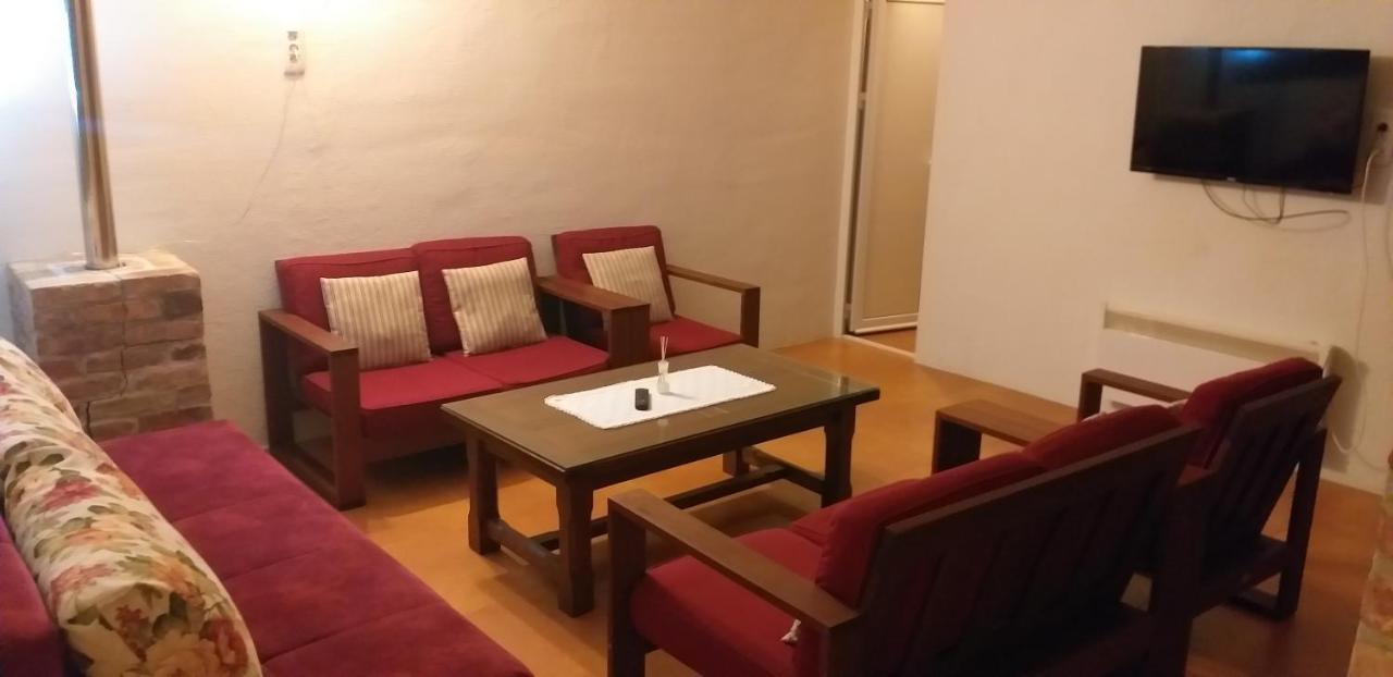 Apartments Simovic Tivat Buitenkant foto