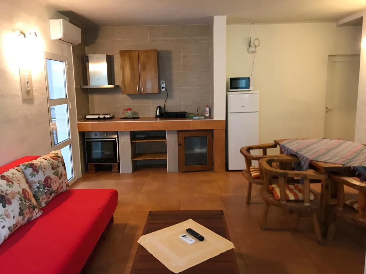 Apartments Simovic Tivat Buitenkant foto